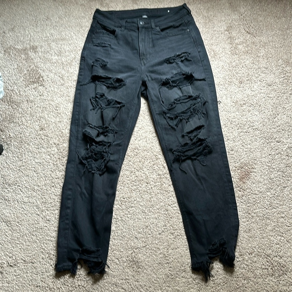 American eagle size 8 short black mom jean